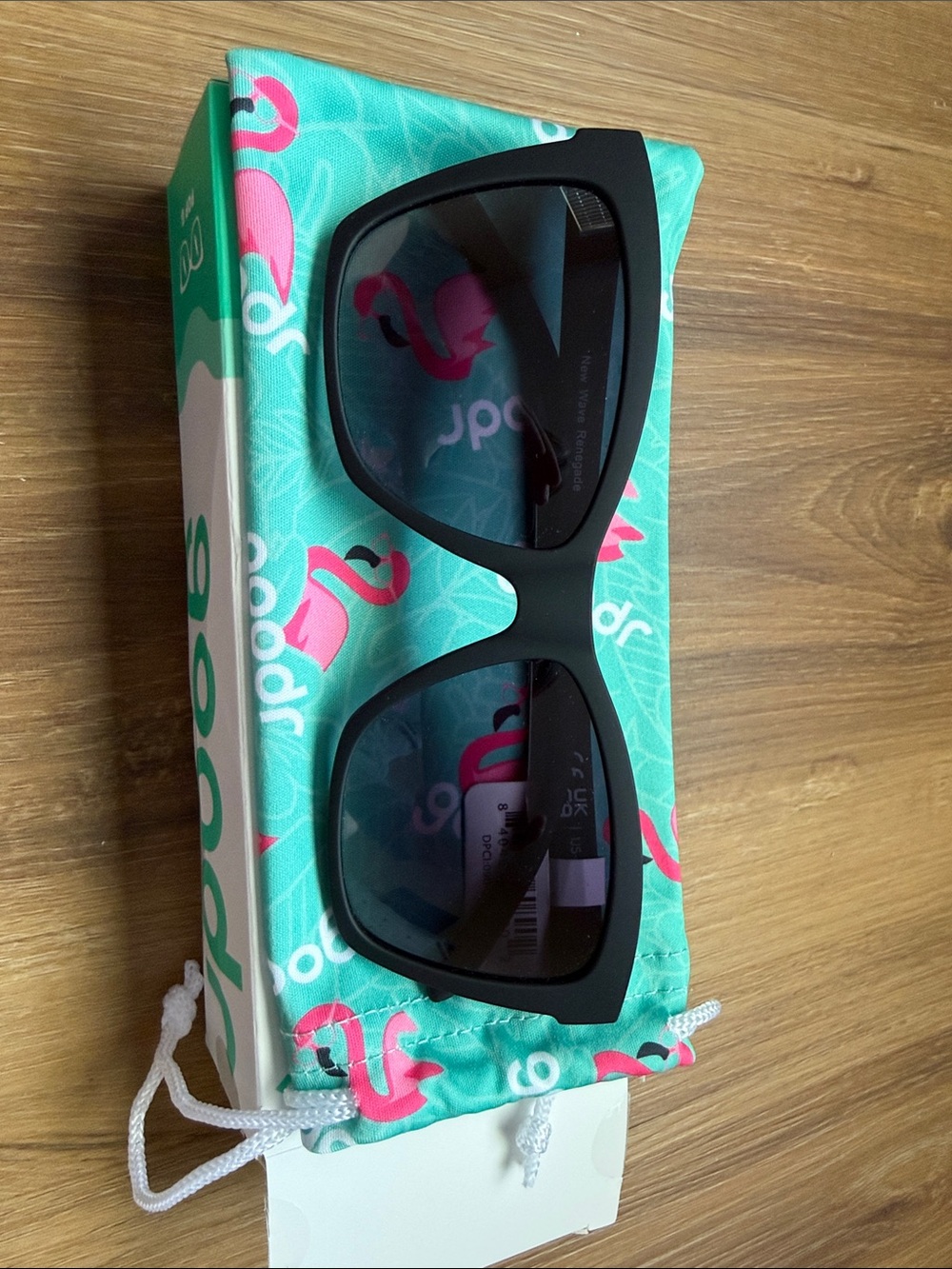 NEW Goodr New Wave Renegade Black Sunglasses for Women - Picture 2 of 7